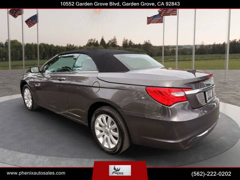 2014 Chrysler 200 Touring