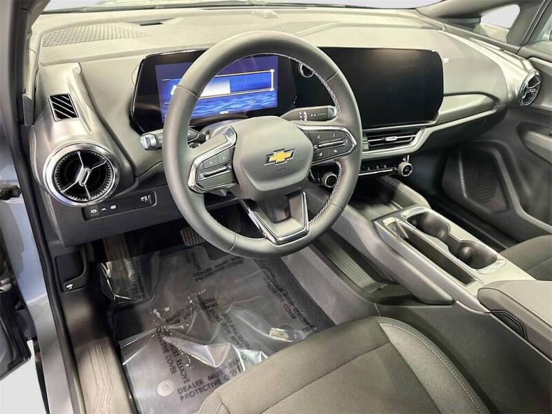 2026 Chevrolet Equinox EV LT 1