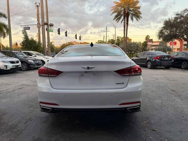 2015 Hyundai Genesis