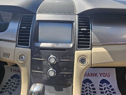 2014 Ford Taurus SEL