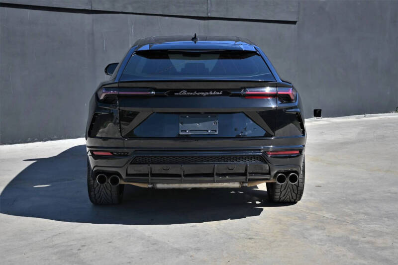 2020 Lamborghini Urus