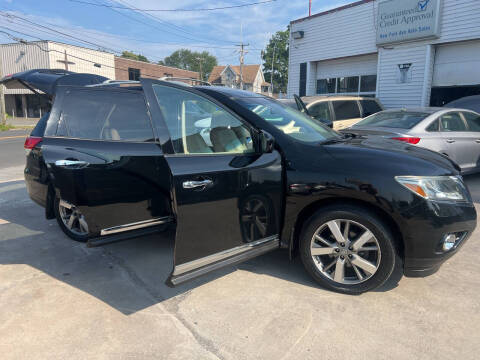 2014 Nissan Pathfinder Platinum
