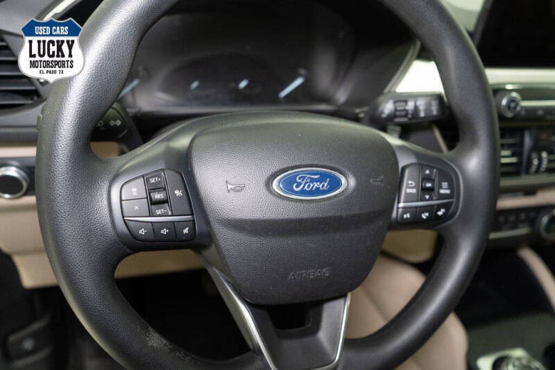 2020 Ford Escape SE