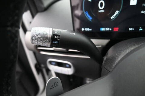 2025 Genesis GV60 Standard