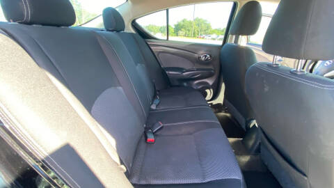 2015 Nissan Versa 1.6 SV