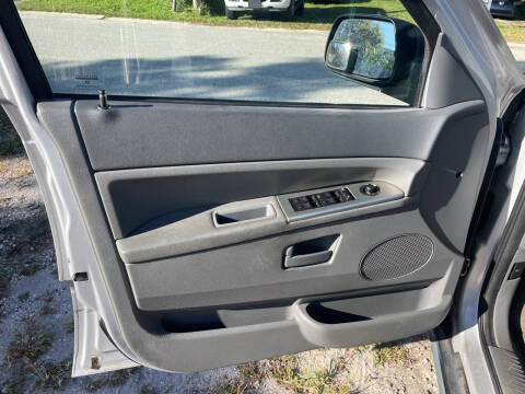 2005 Jeep Grand Cherokee Laredo