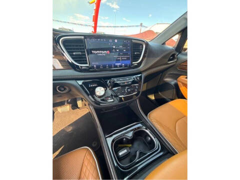 2021 Chrysler Pacifica Hybrid Pinnacle