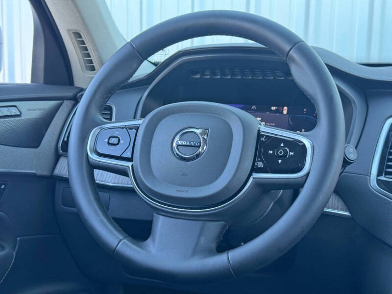 2024 Volvo XC90 B6 Ultimate Bright Theme 7P