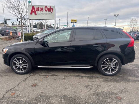 2015 Volvo V60 Cross Country T5