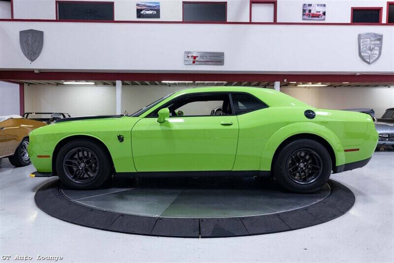 2023 Dodge Challenger 8