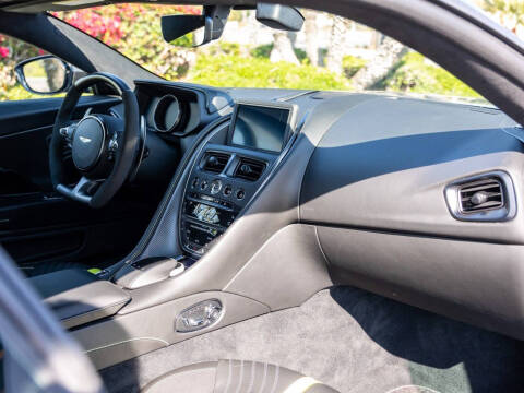 2021 Aston Martin DB11 AMR