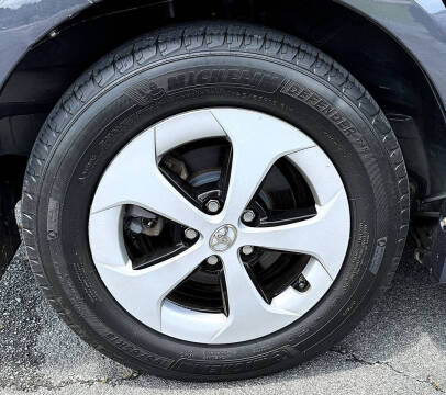 2012 Toyota Prius Two