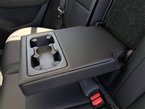 2026 Volvo XC40 B4 Plus