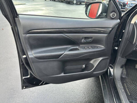 2017 Mitsubishi Outlander GT