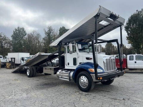 2009 Peterbilt 335