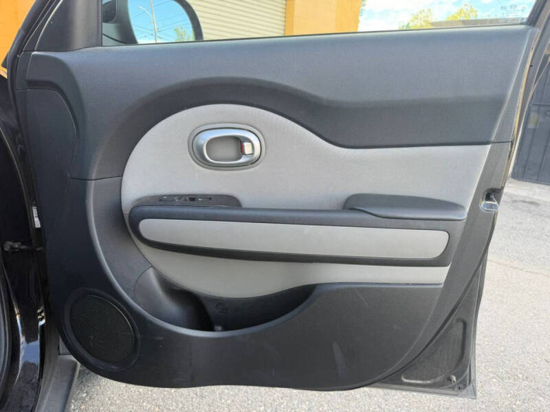 2014 Kia Soul +