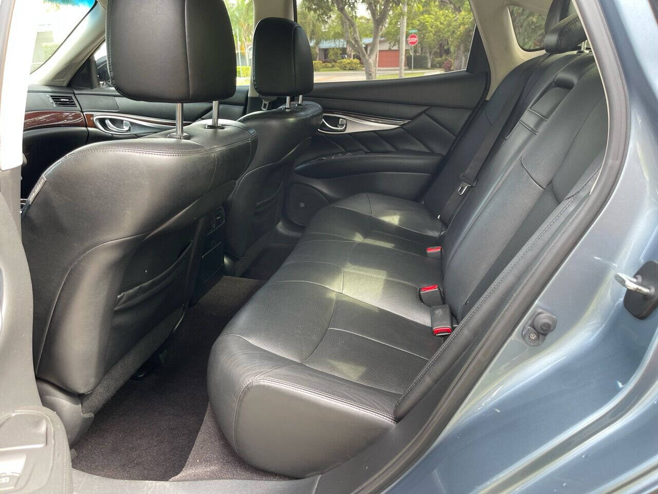 2018 Infiniti Q70 Sedan - $14,900