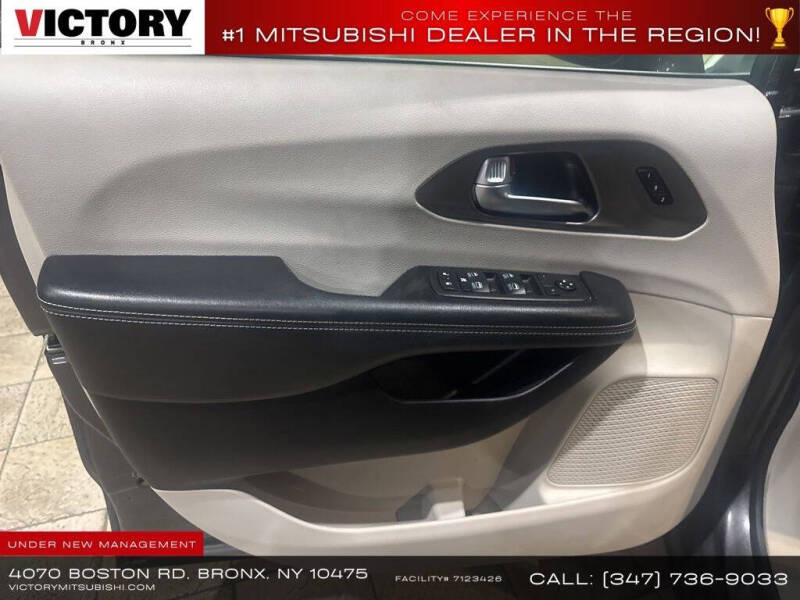 2021 Chrysler Pacifica Touring L