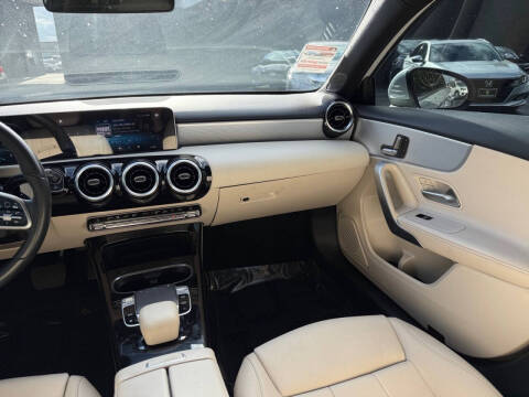 2020 Mercedes-Benz A-Class A 220