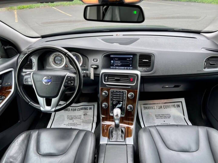 2013 Volvo S60 T5 Premier Plus