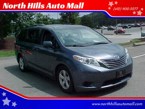 2015 Toyota Sienna LE 8-Passenger