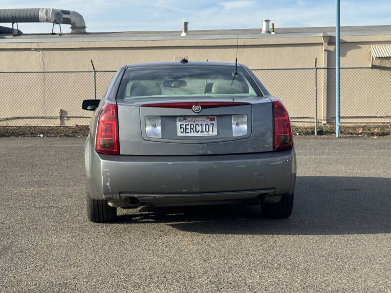 2004 Cadillac CTS