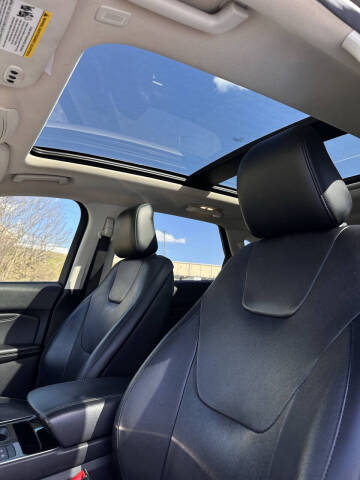 2020 Ford Edge Titanium