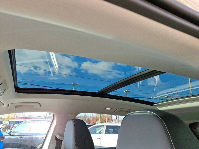 2026 Volkswagen Tiguan SE 4Motion