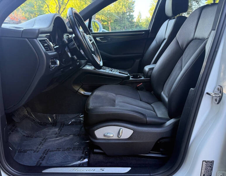 2018 Porsche Macan S