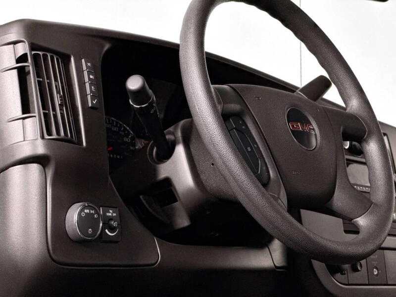 2024 GMC Savana 2500