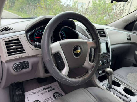 2012 Chevrolet Traverse LS