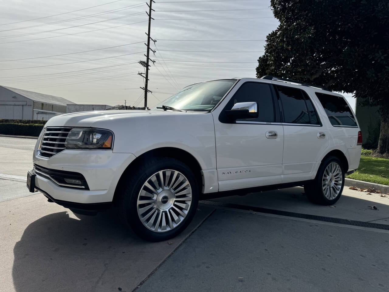 2015 Lincoln Navigator for sale at Got Cars in Downey, CA