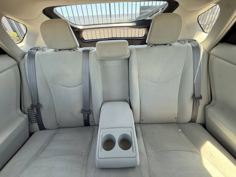 2012 Toyota Prius Two