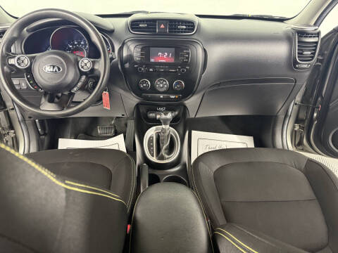 2015 Kia Soul +