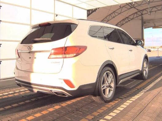 2017 Hyundai Santa Fe Limited Ultimate