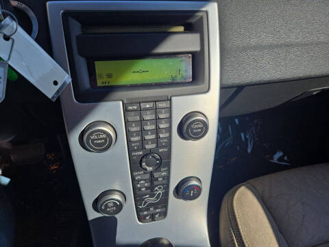 2011 Volvo C70 T5