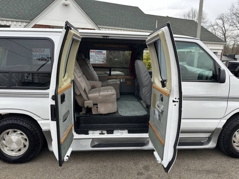 2000 Ford E-Series E-150