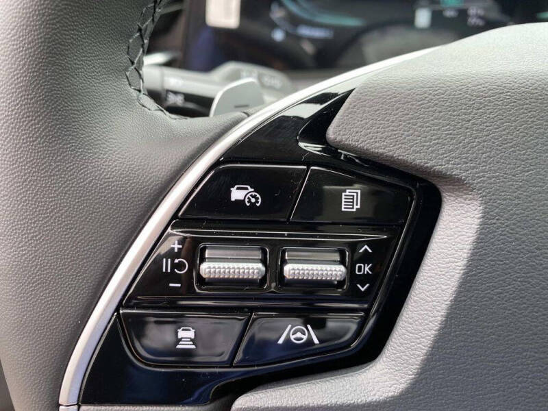 2025 Kia Niro Plug-In Hybrid EX