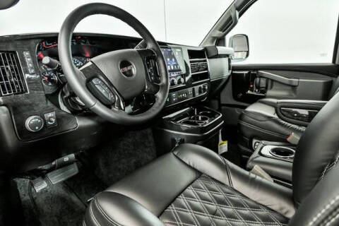 2025 GMC Savana 2500