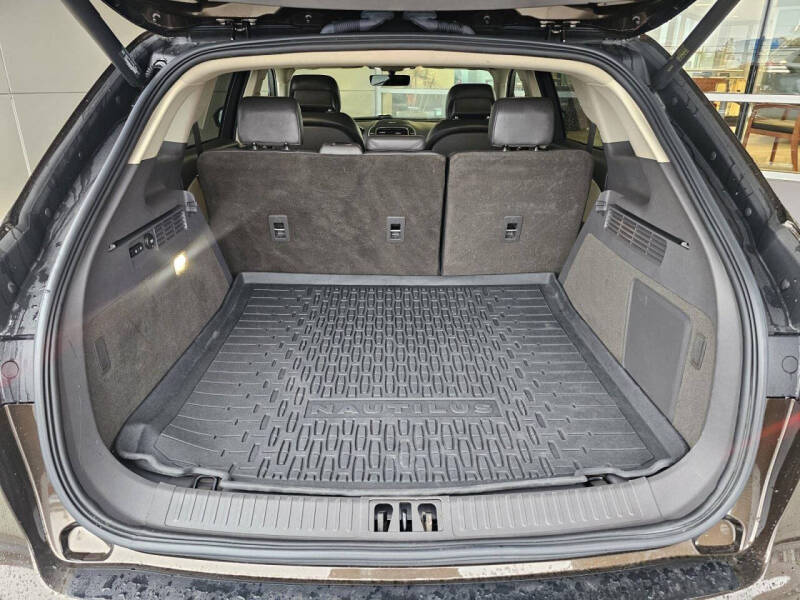 2019 Lincoln Nautilus Reserve