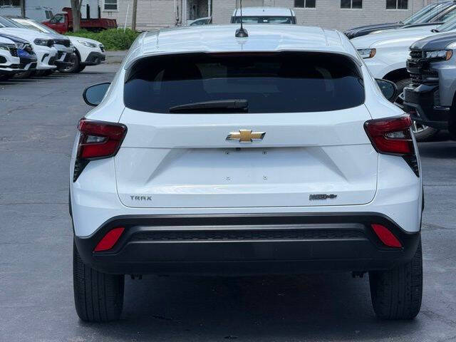 2024 Chevrolet Trax LS