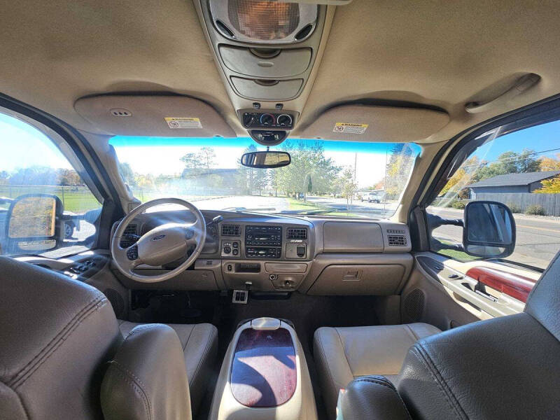 2004 Ford Excursion Limited