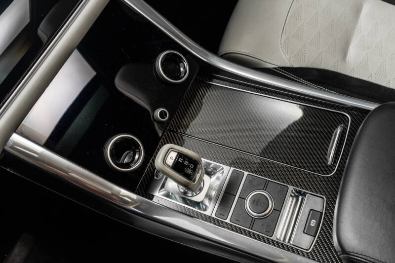 2020 Land Rover Range Rover Sport SVR