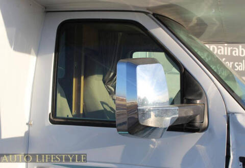 2014 Ford E-Series E-450 SD