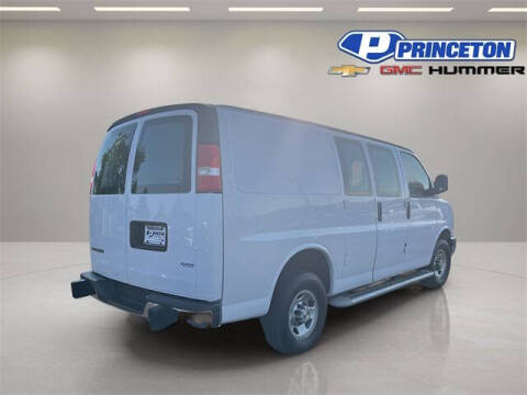 2023 Chevrolet Express 2500