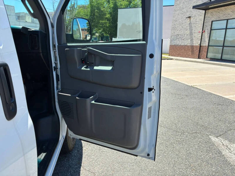 2017 Chevrolet Express 3500