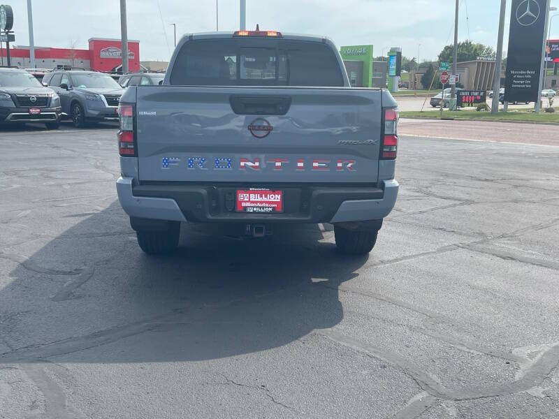 2022 Nissan Frontier PRO-4X