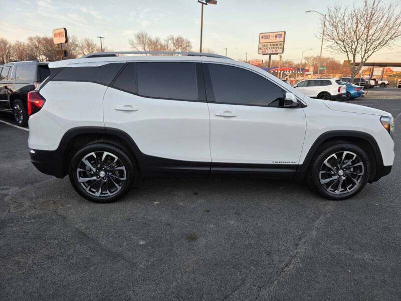 2023 GMC Terrain SLT