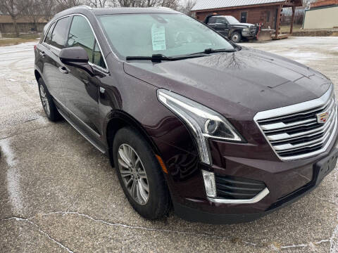 2017 Cadillac XT5 for sale at BEAR CREEK AUTO SALES in Spring Valley MN