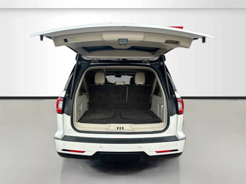 2018 Lincoln Navigator L Select